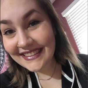 Meet your Posher, Kaylee